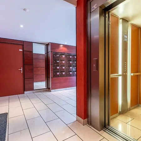 Le Clos Fleuri F3 Terrasse & Garage Clermont-Ferrand Exterior photo